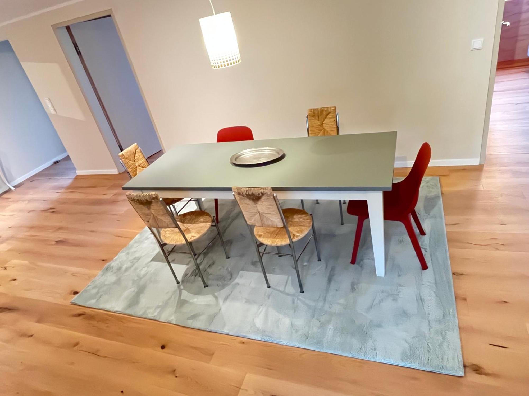 Grosse Wohnung Mit Loggia Templin Exterior foto